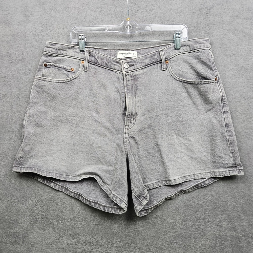 Abercrombie & Fitch Curve Love The Dad Short High Rise Gray Denim Shorts Size 18
